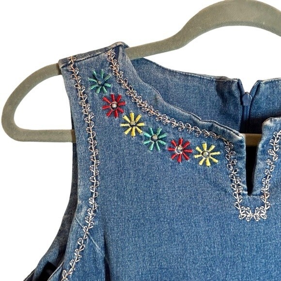 1990s Vintage Denim Shift Dress Daisy Embroidered Stretch Women's 6 Cottagecore - Picture 6 of 6
